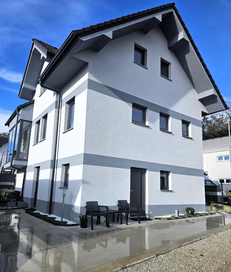 Apartmaji Stars Mavcice Exterior photo